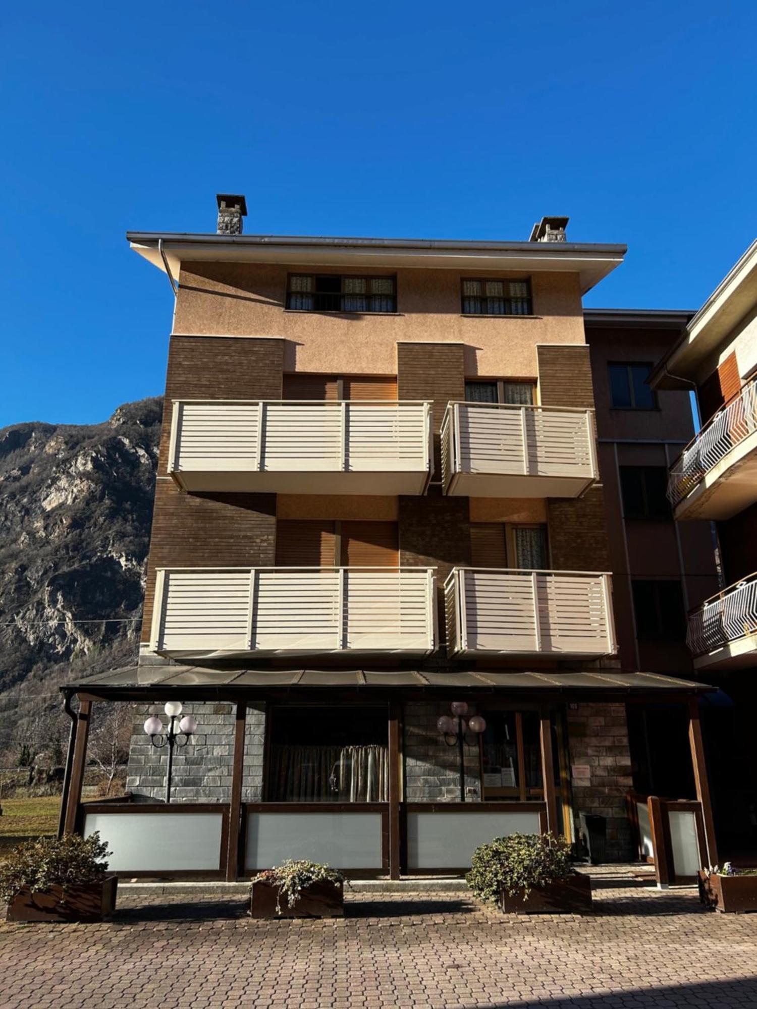 Albergo Carla Pont-Saint-Martin Eksteriør bilde